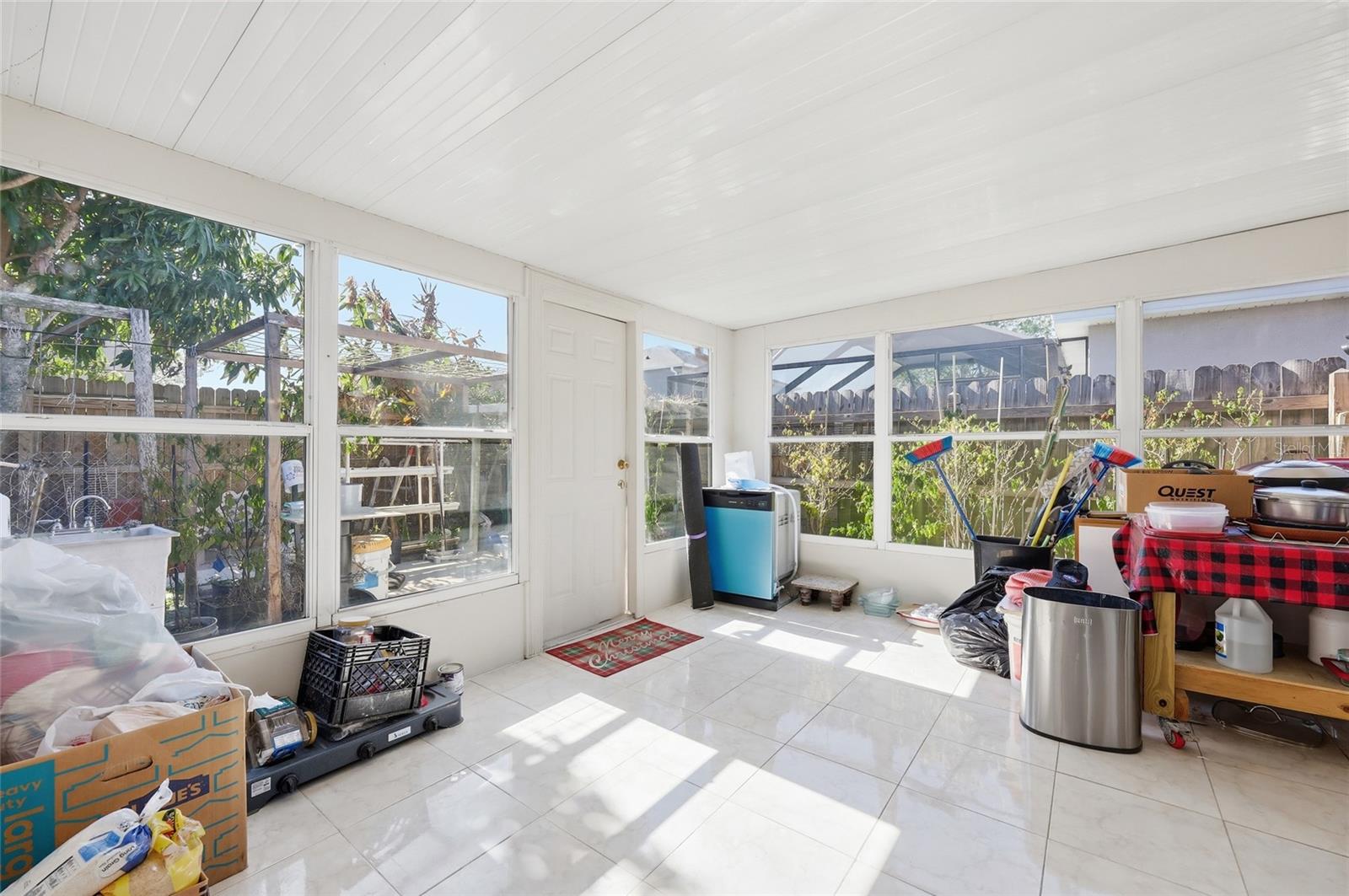 Image 36 of 42 For 1123 Epson Oaks Way