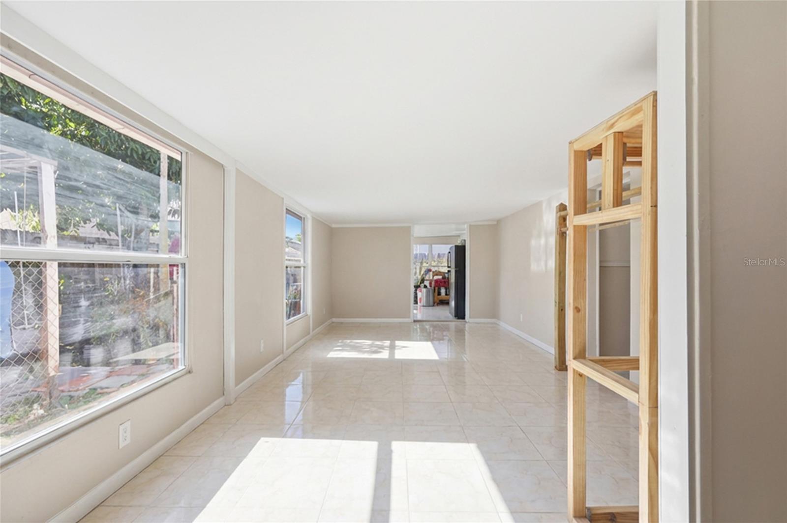 Image 40 of 42 For 1123 Epson Oaks Way