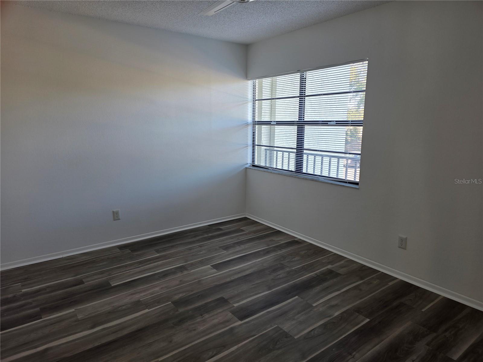 Image 23 of 32 For 14130 Rosemary Lane 2208