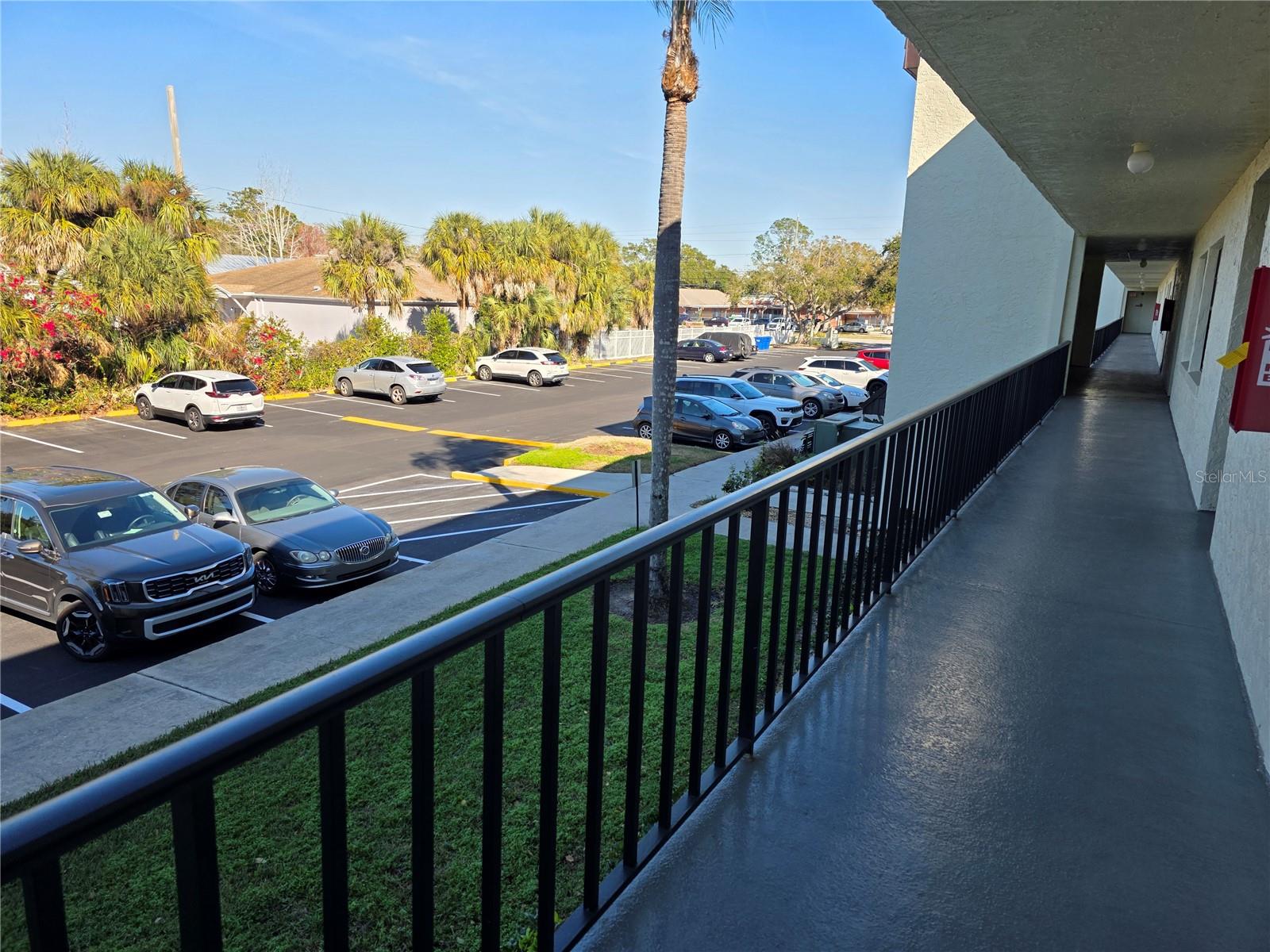 Image 3 of 32 For 14130 Rosemary Lane 2208