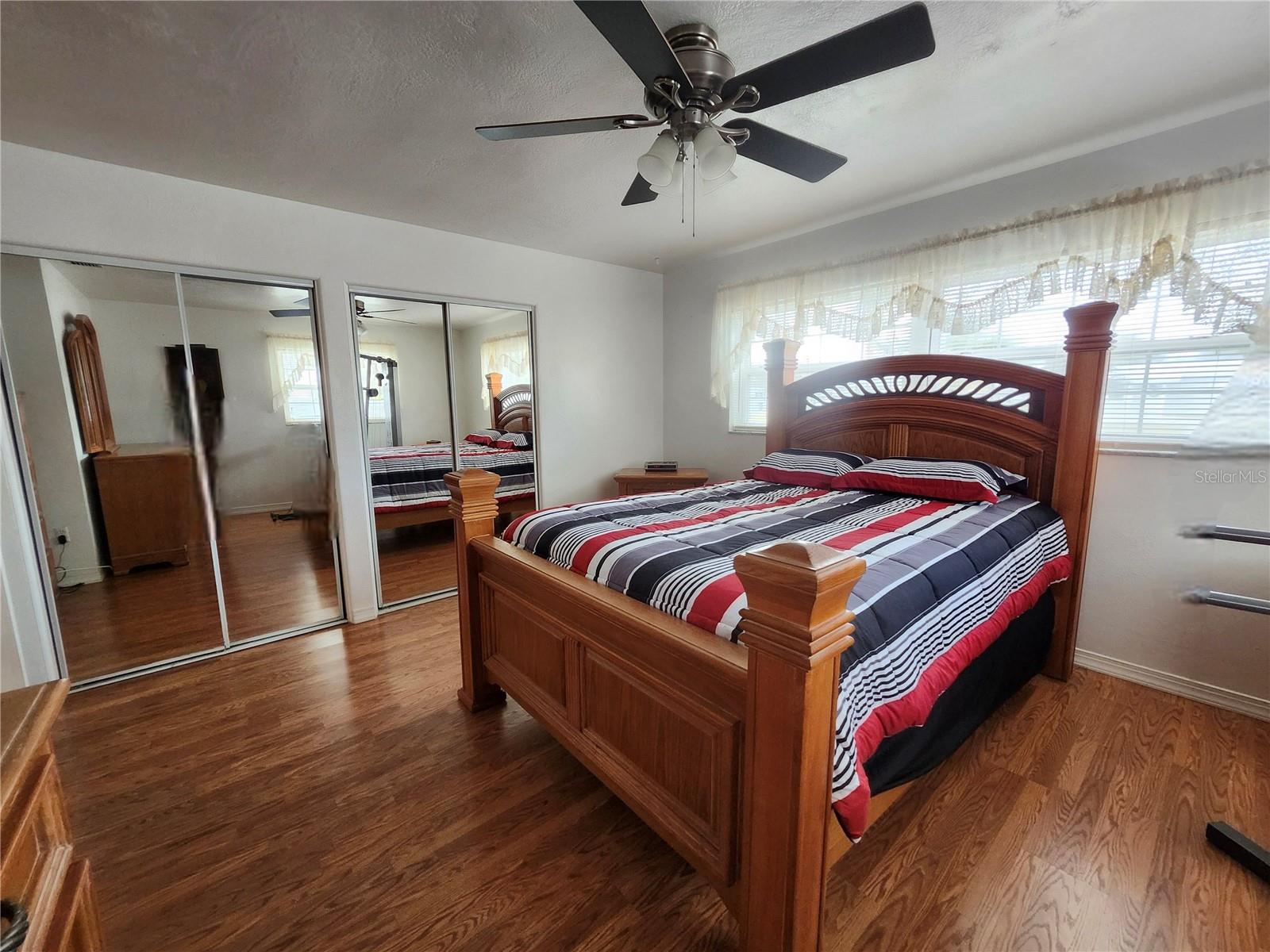 Image 20 of 38 For 5700 30th Avenue N