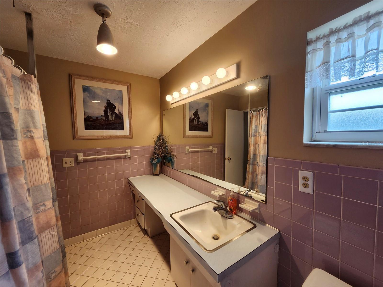 Image 22 of 38 For 5700 30th Avenue N