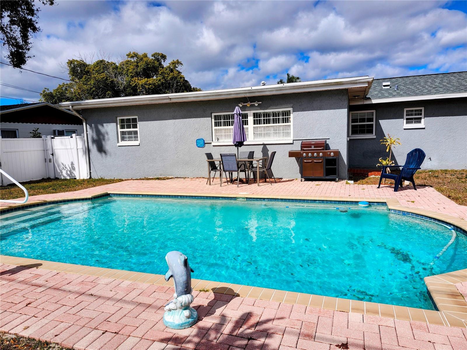 Image 30 of 38 For 5700 30th Avenue N