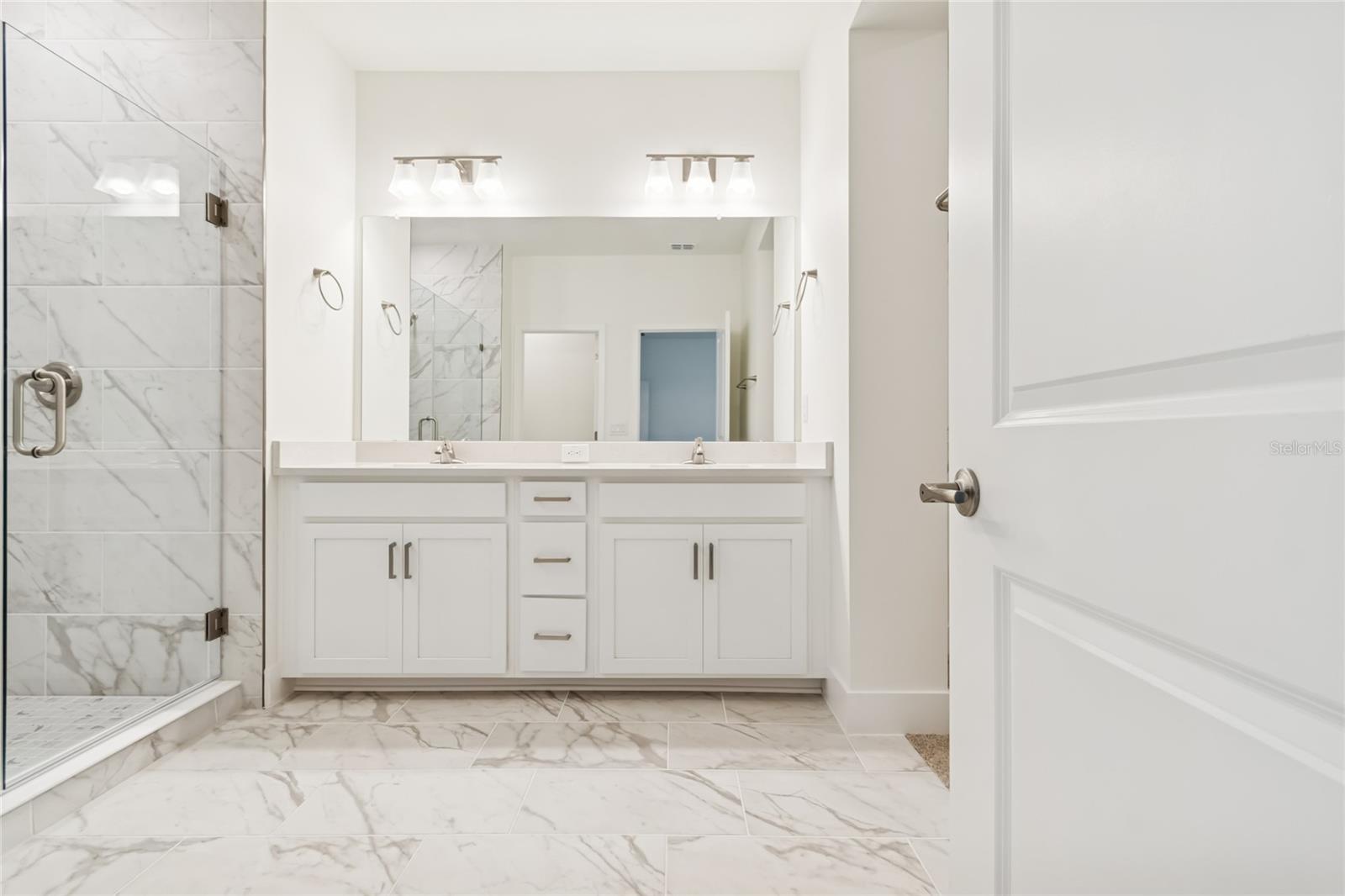 Image 19 of 44 For 11726 Full Moon Loop