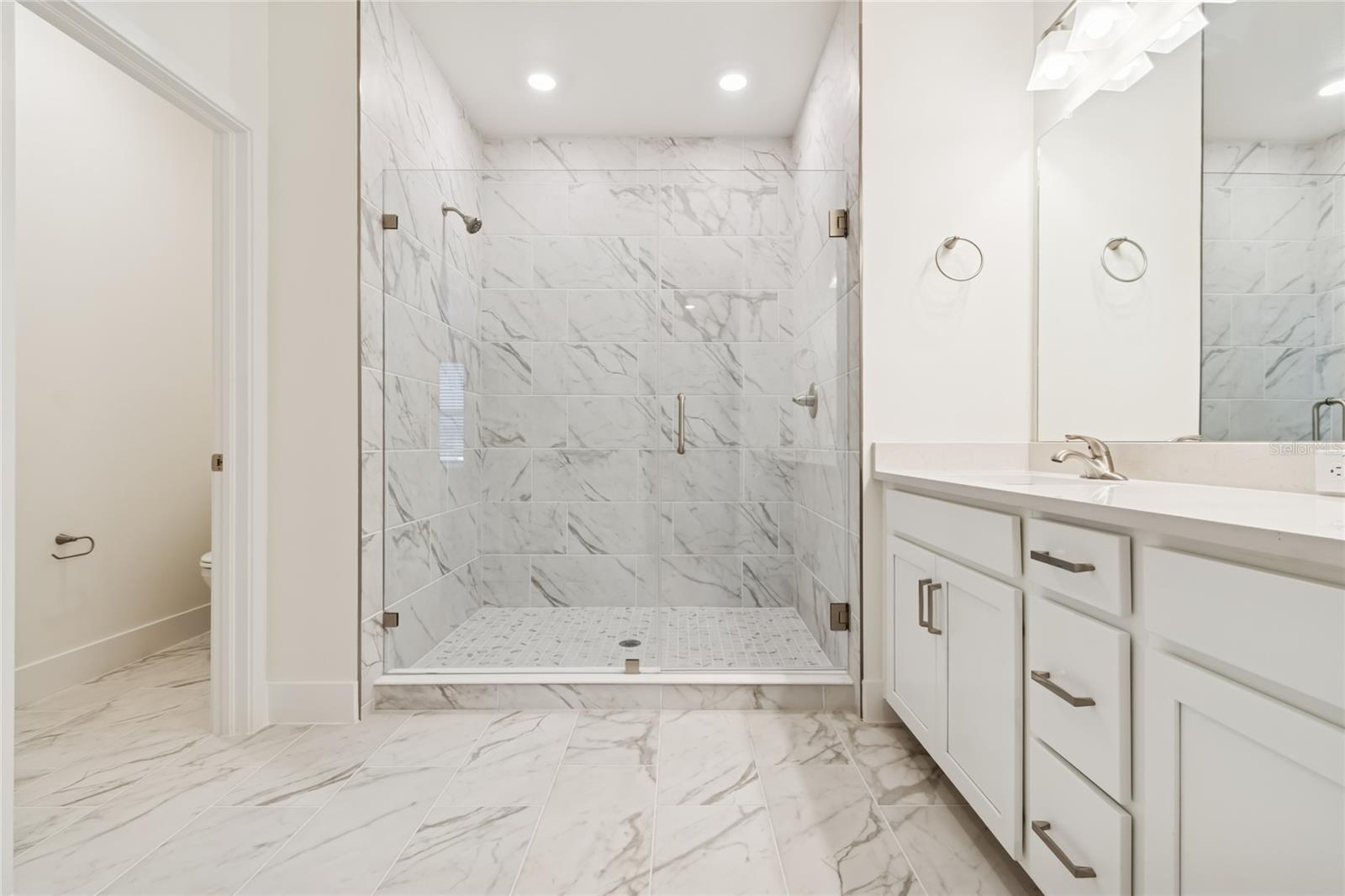 Image 20 of 44 For 11726 Full Moon Loop