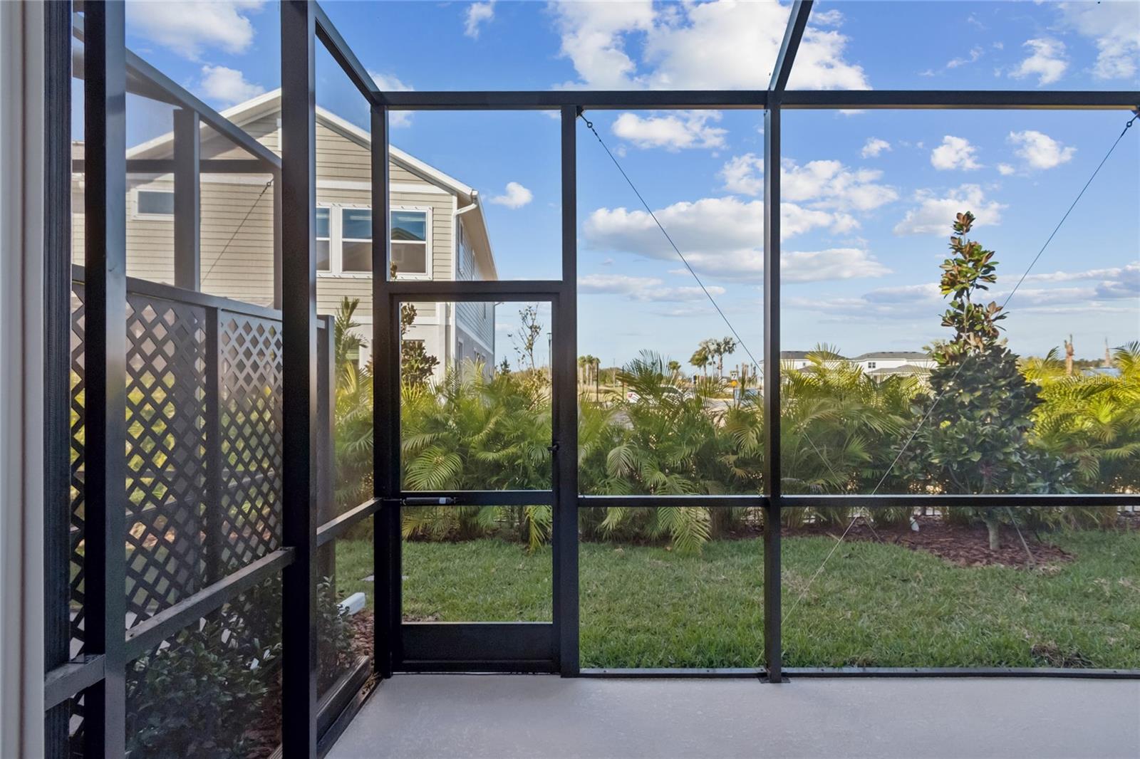 Image 32 of 44 For 11726 Full Moon Loop