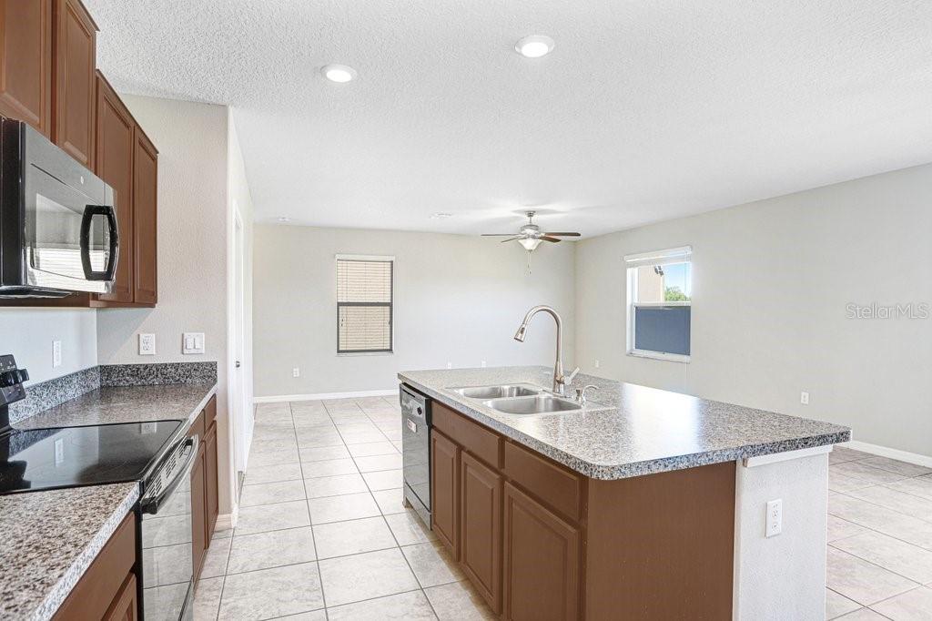 Image 12 of 39 For 6307 Trent Creek Drive