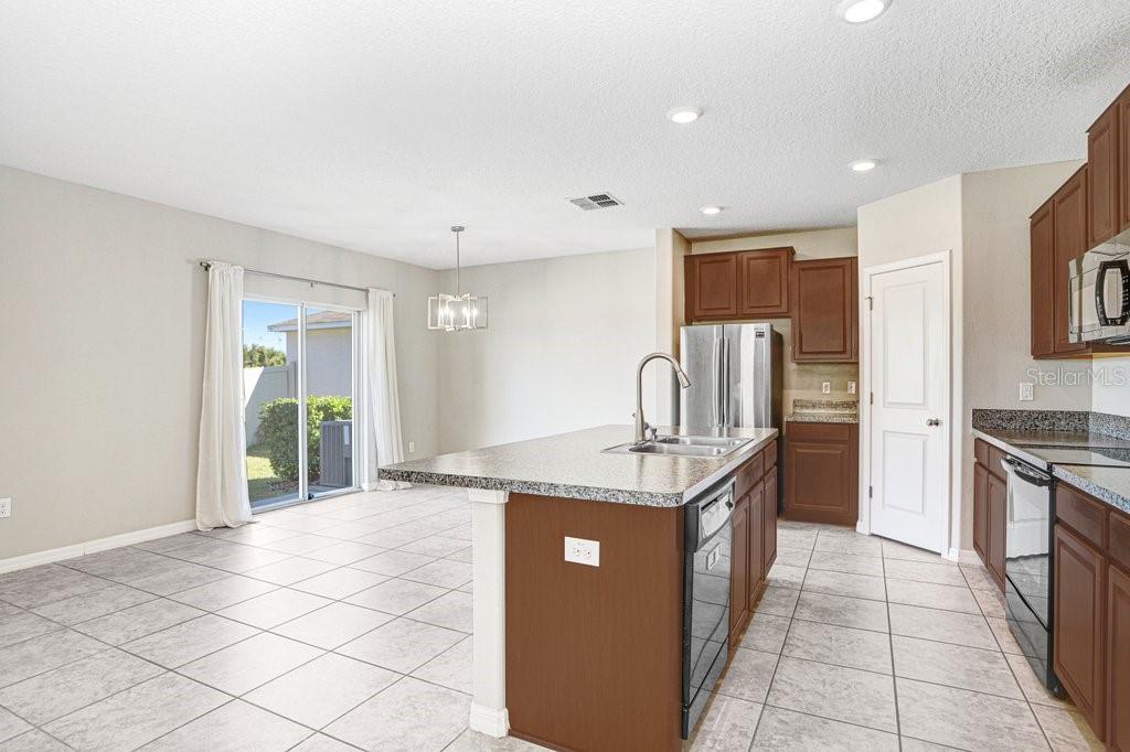 Image 13 of 39 For 6307 Trent Creek Drive