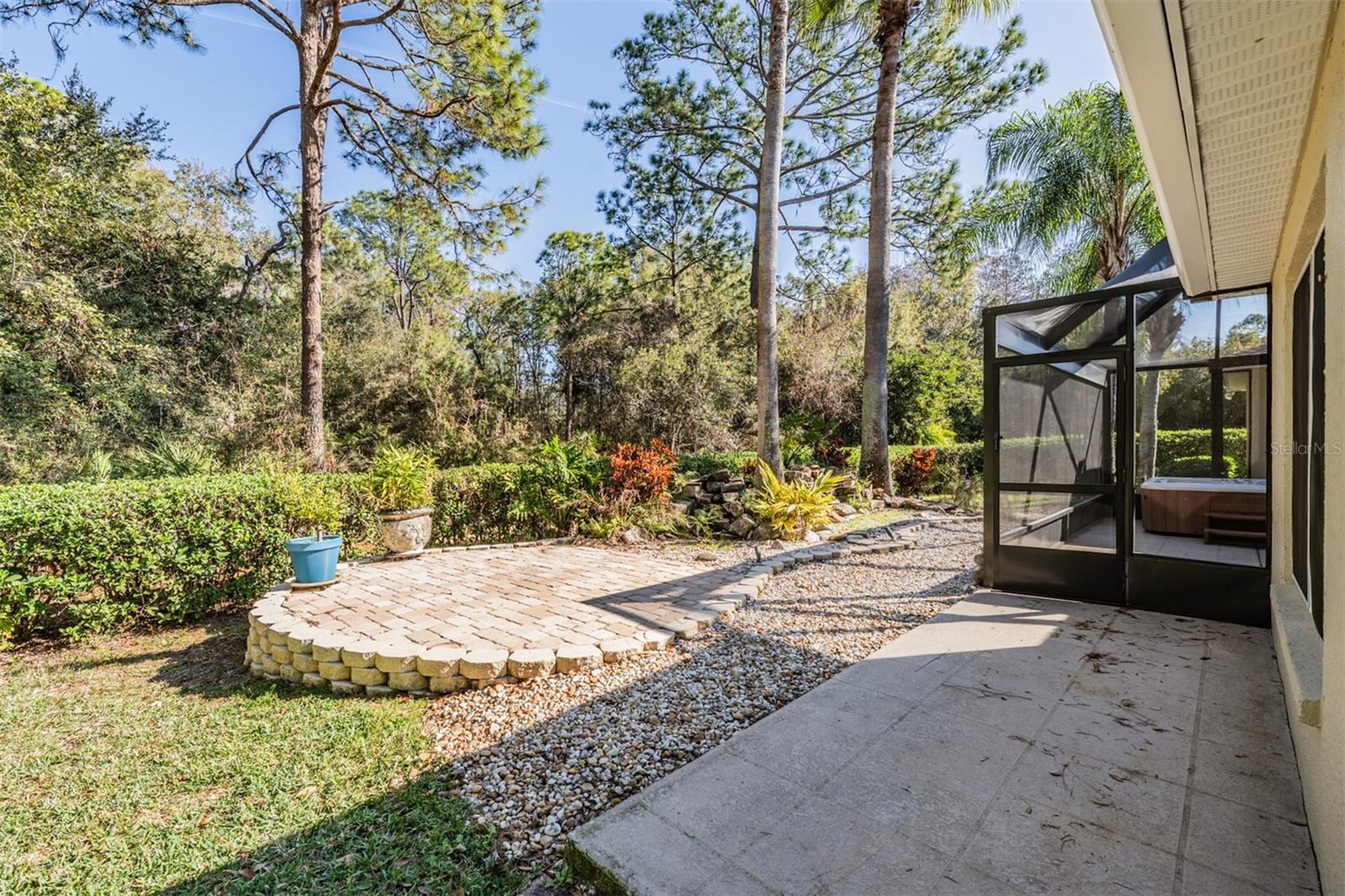 Image 15 of 99 For 10133 Collar Drive