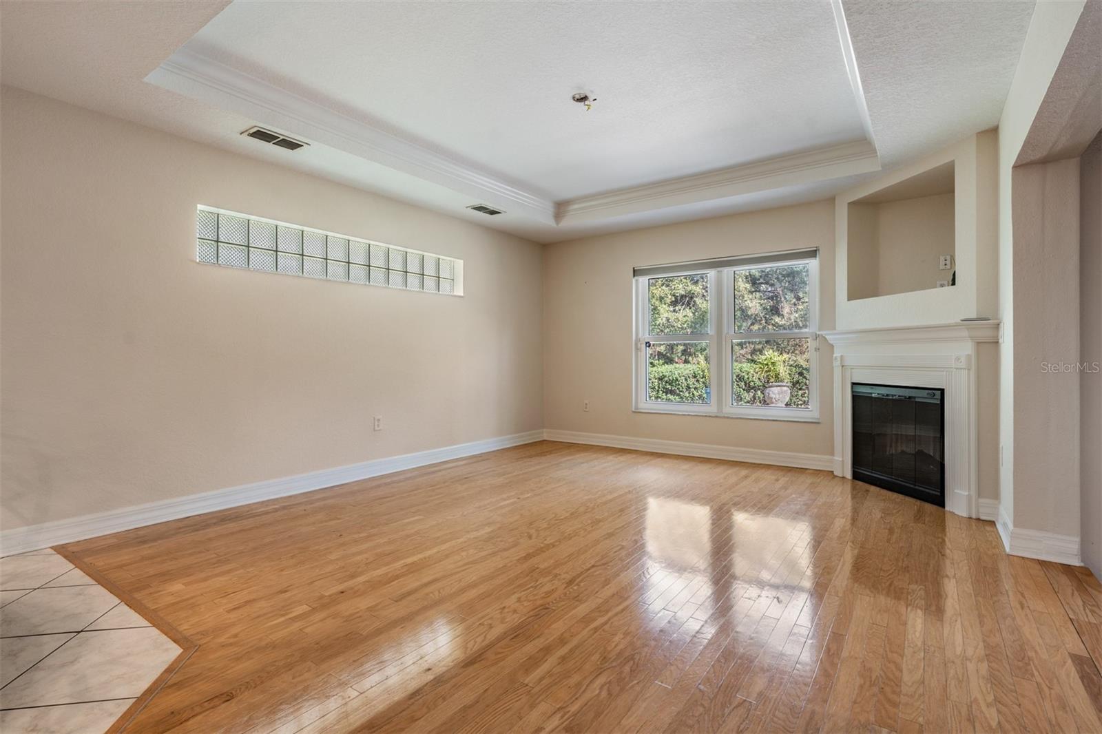 Image 38 of 99 For 10133 Collar Drive