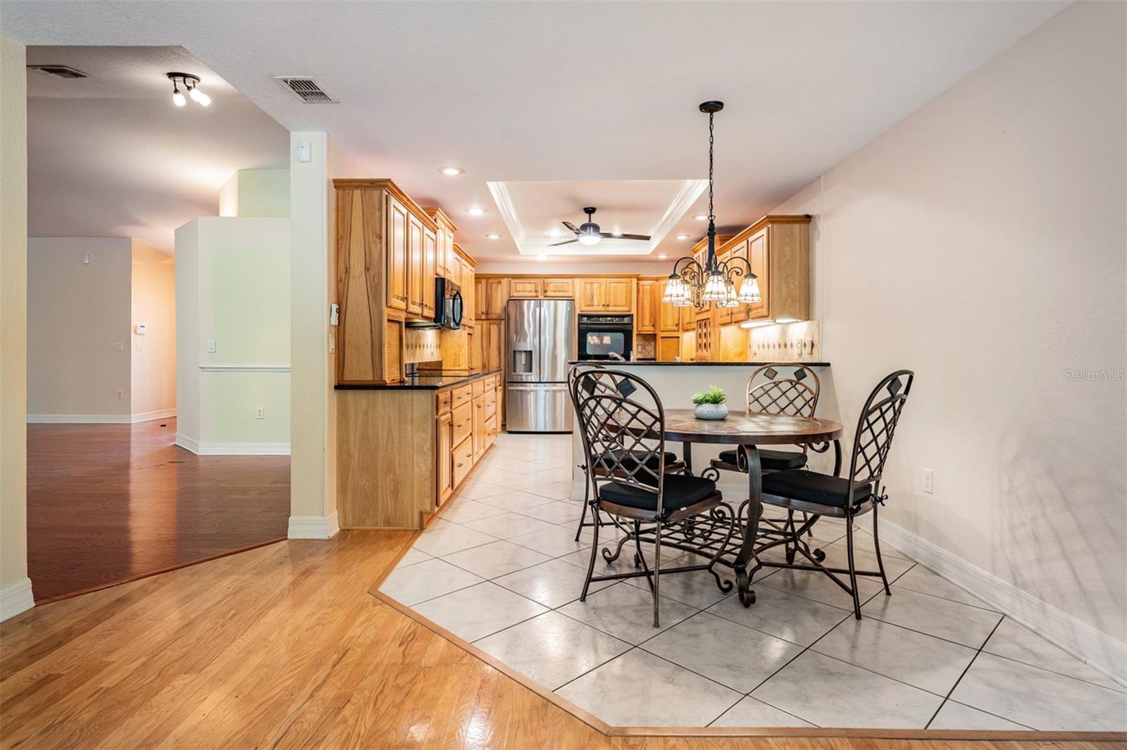 Image 4 of 99 For 10133 Collar Drive