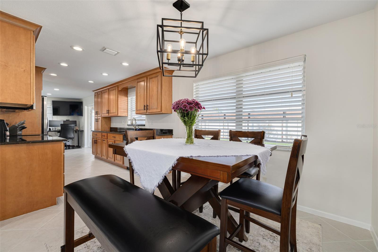 Image 8 of 36 For 1736 Algonquin Drive