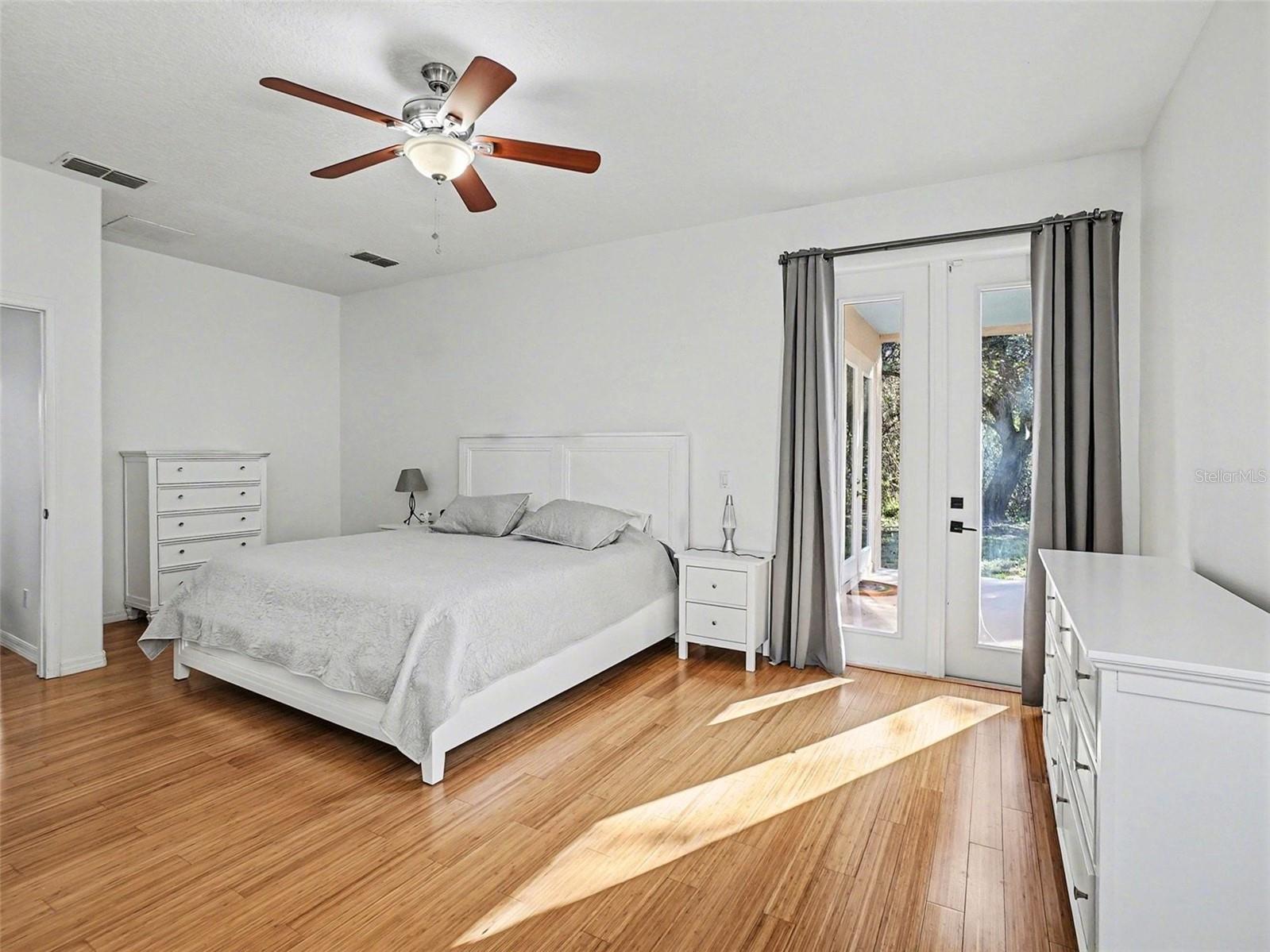 Image 22 of 35 For 5362 Shingle Creek Drive