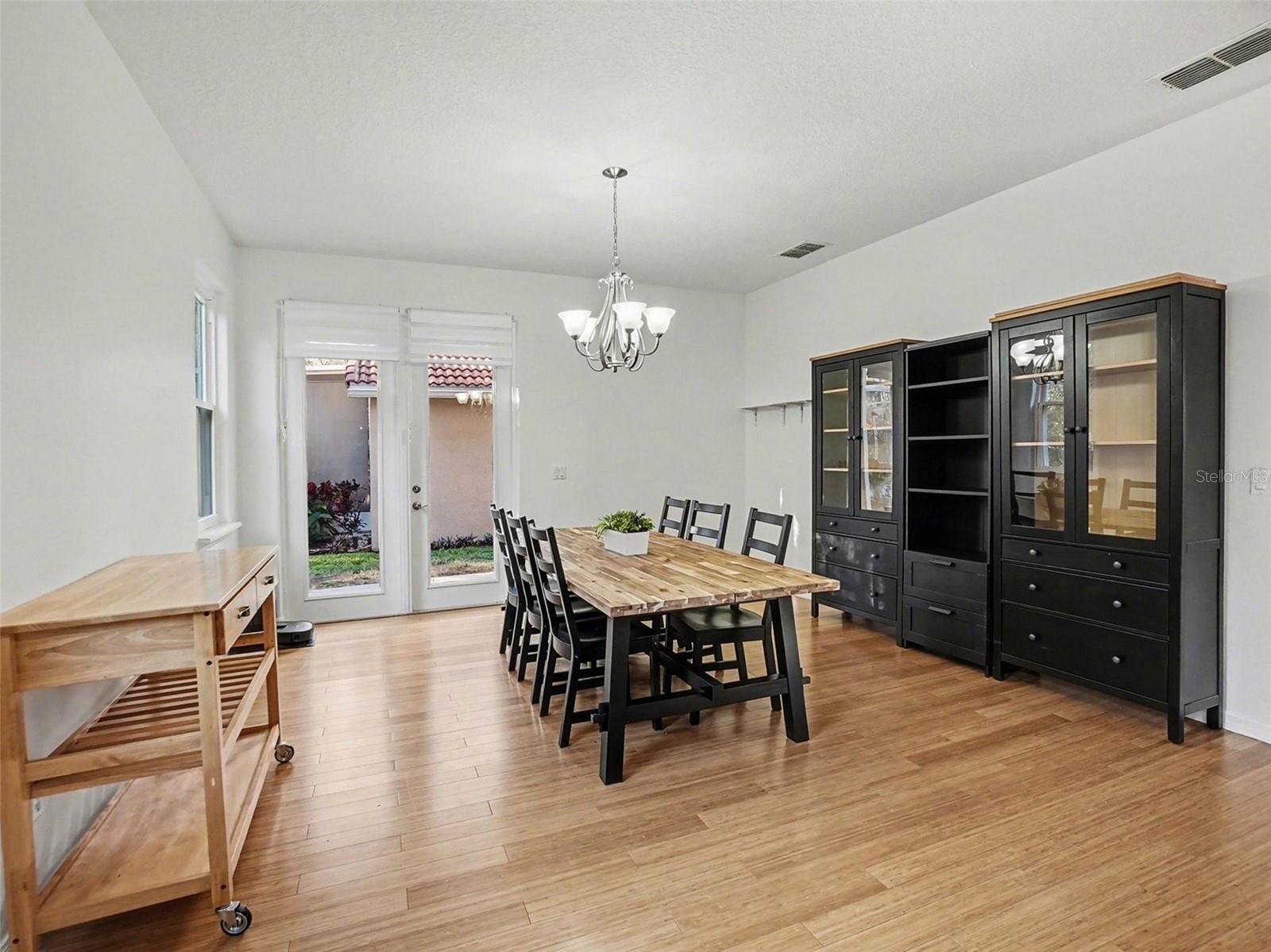 Image 5 of 35 For 5362 Shingle Creek Drive