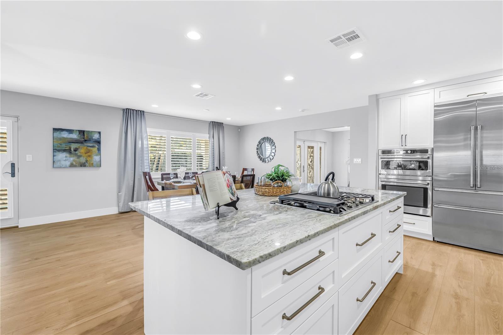 Image 12 of 54 For 134 Riviera Way Ne