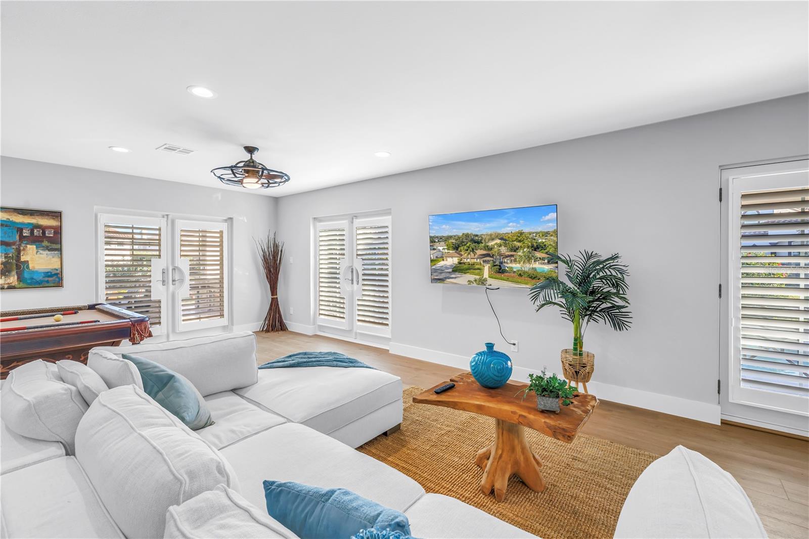 Image 16 of 54 For 134 Riviera Way Ne