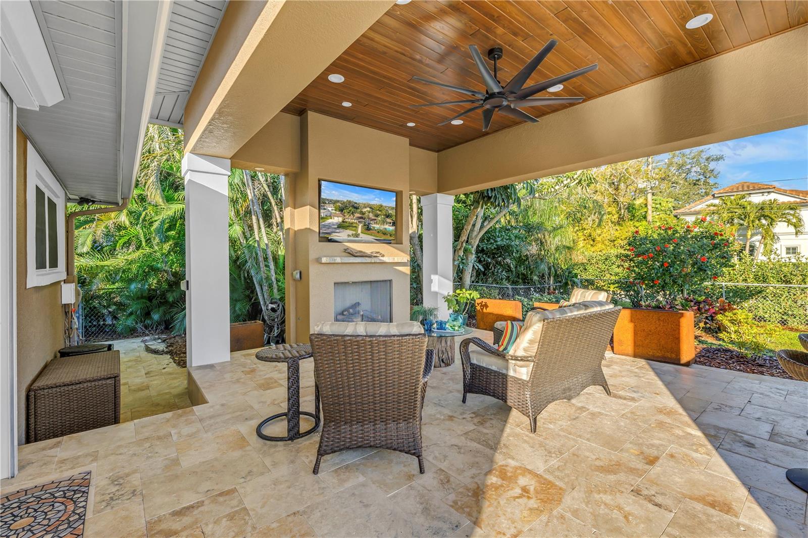 Image 37 of 54 For 134 Riviera Way Ne