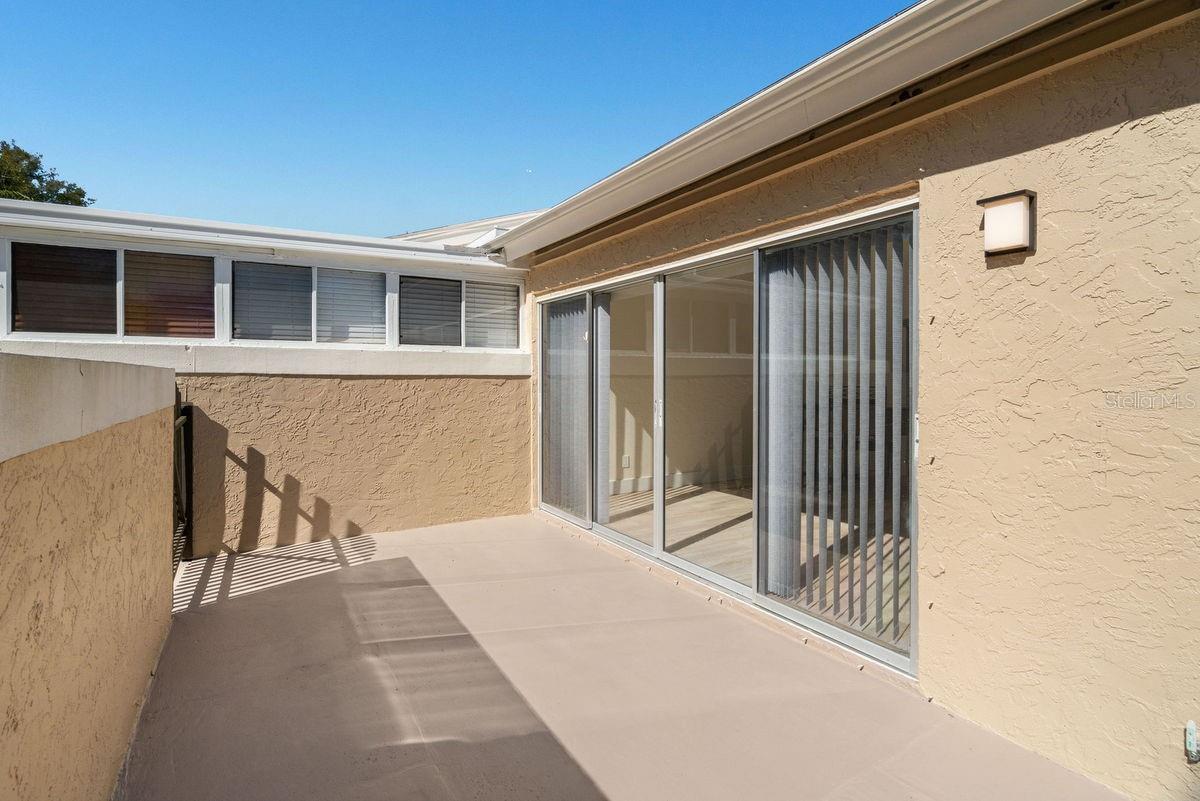 Image 36 of 70 For 1599 Amberlea Drive S