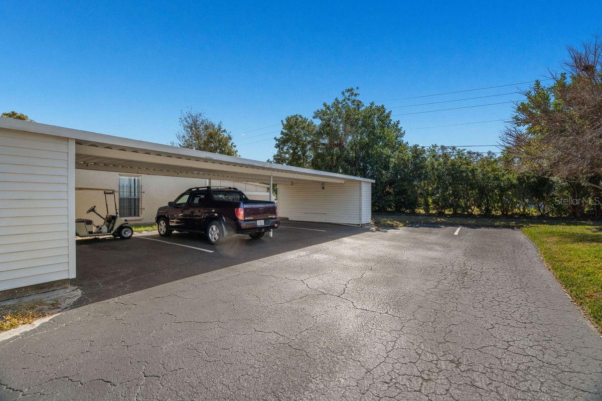 Image 41 of 70 For 1599 Amberlea Drive S