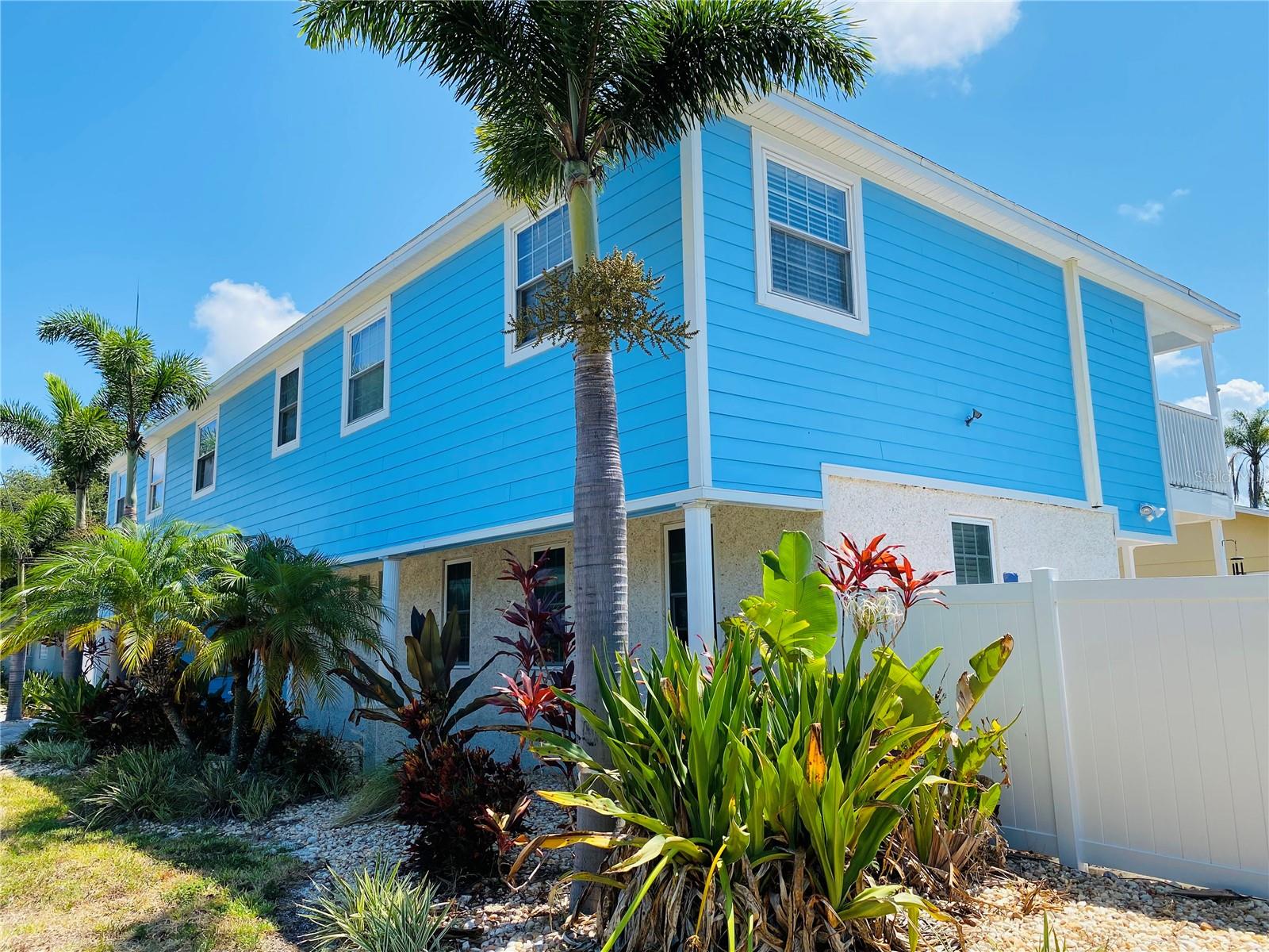 Image 2 of 33 For 1826 58th Street S