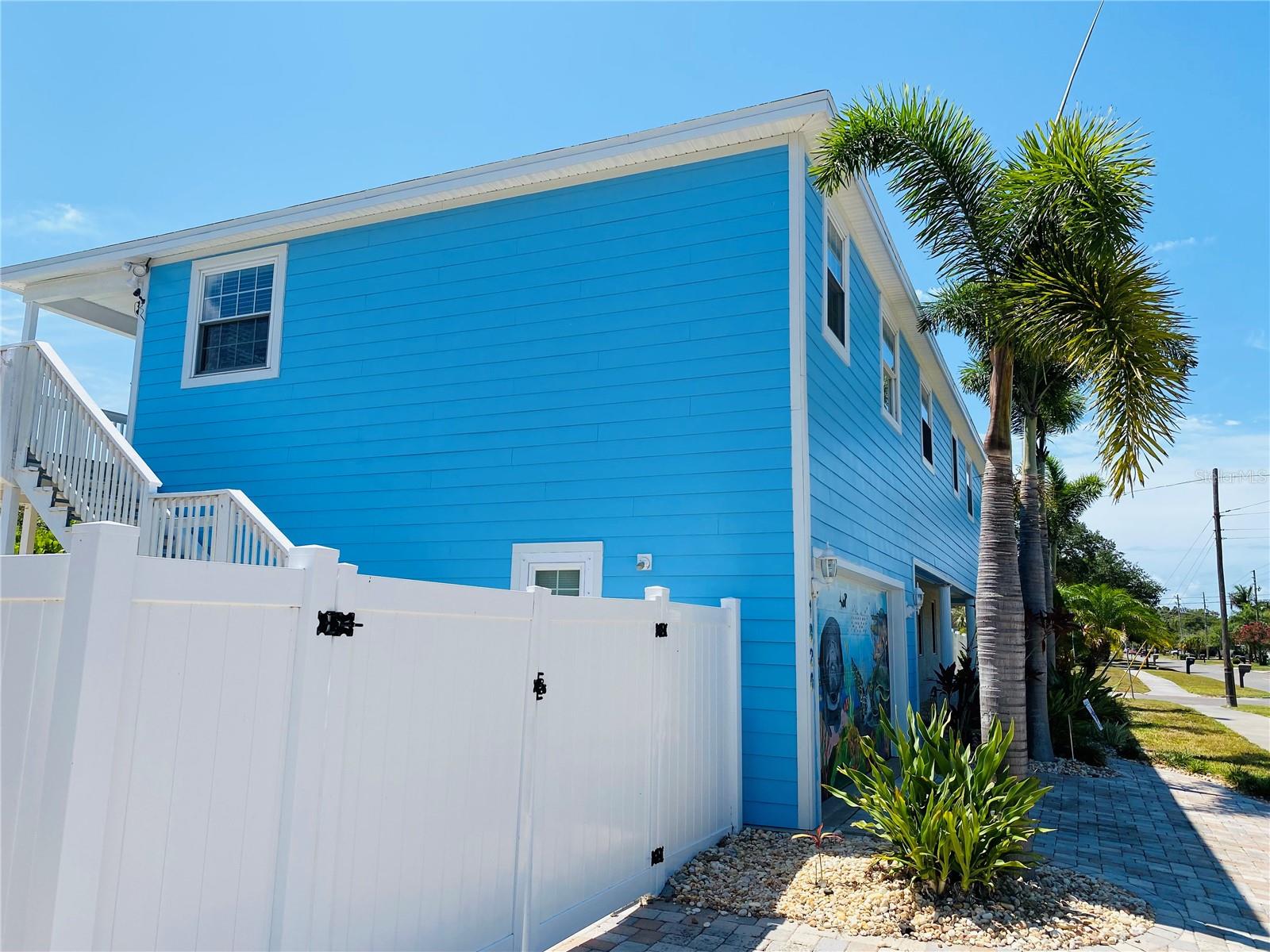 Image 3 of 33 For 1826 58th Street S