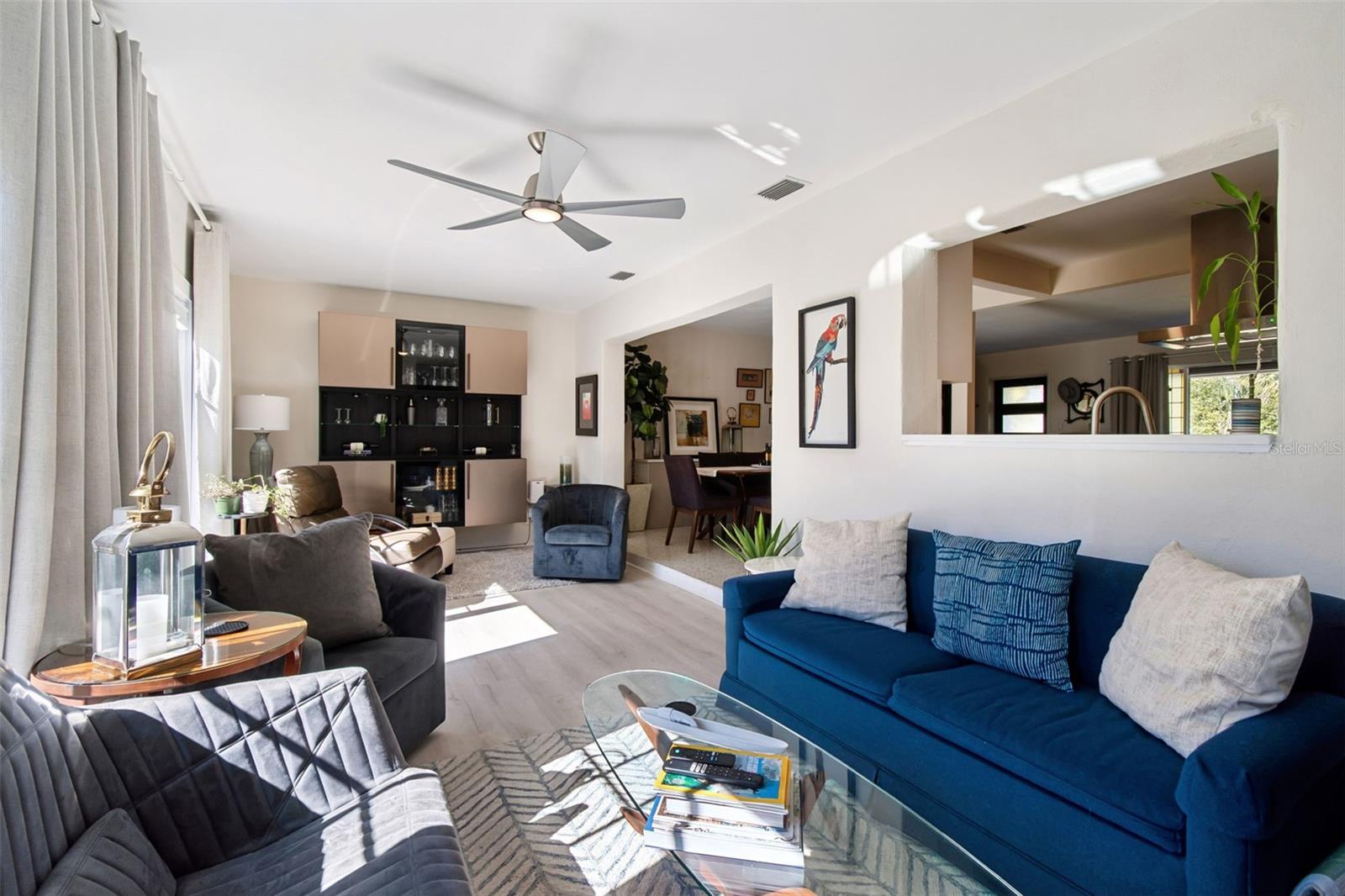 Image 33 of 84 For 2000 Serpentine Circle S