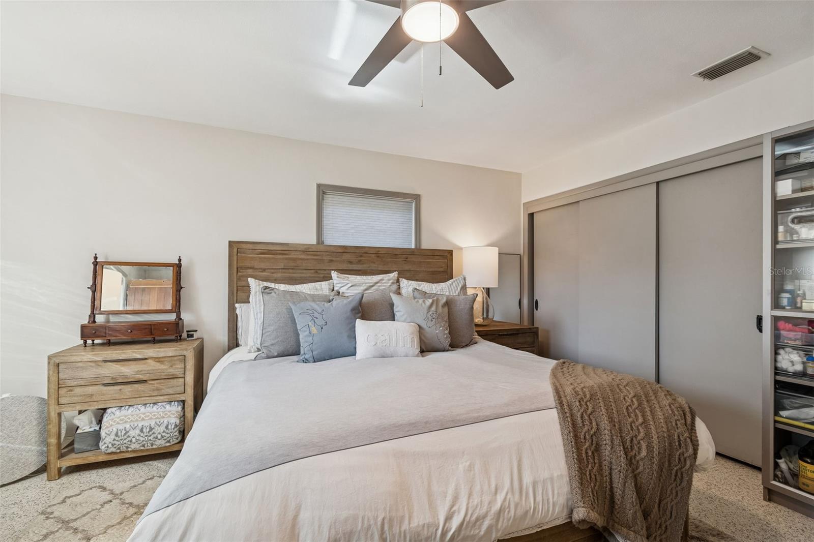 Image 56 of 84 For 2000 Serpentine Circle S