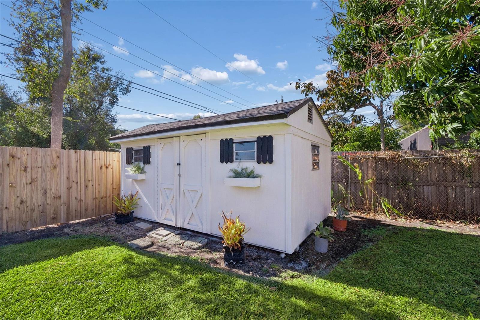 Image 68 of 84 For 2000 Serpentine Circle S