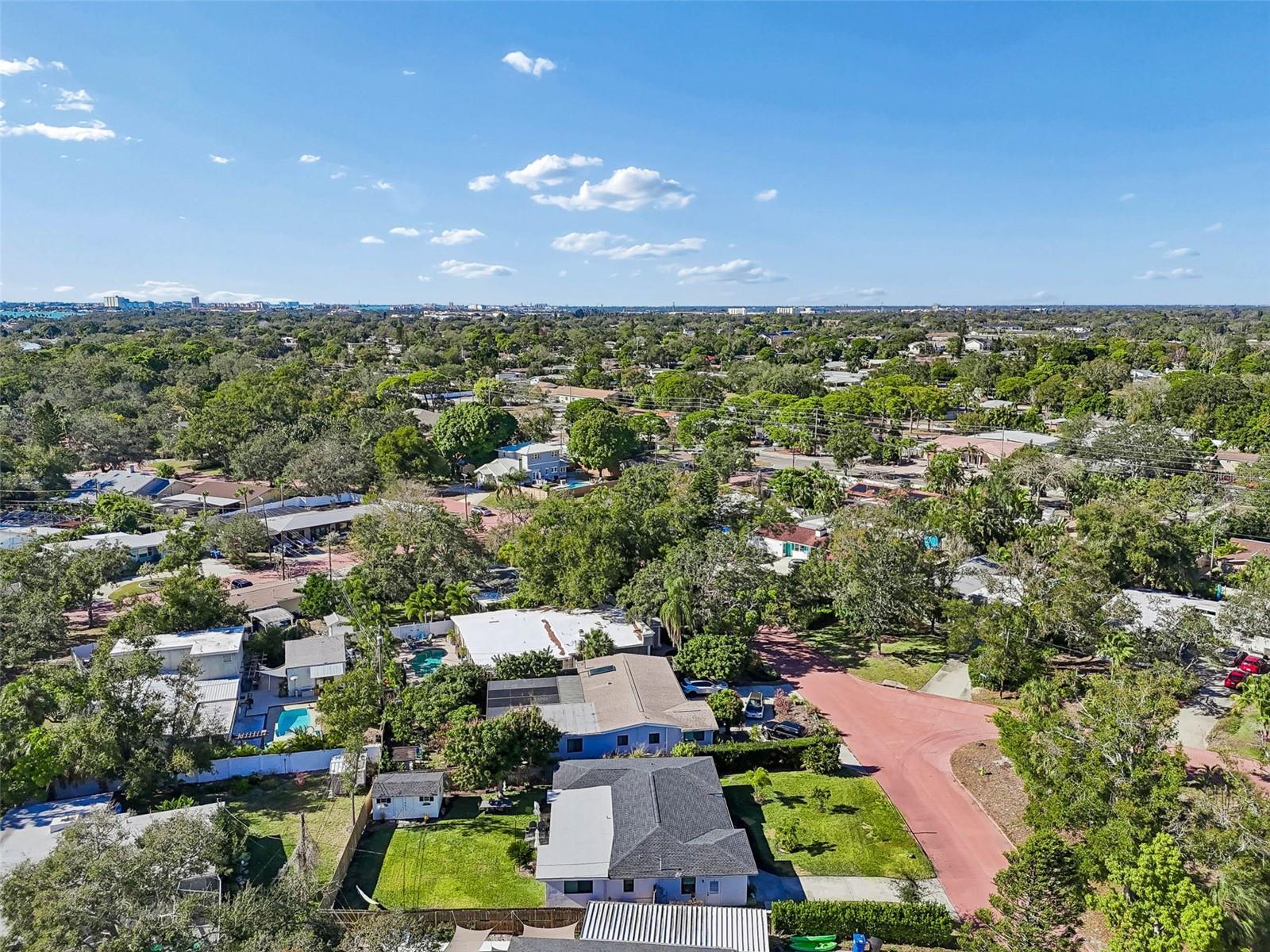 Image 78 of 84 For 2000 Serpentine Circle S