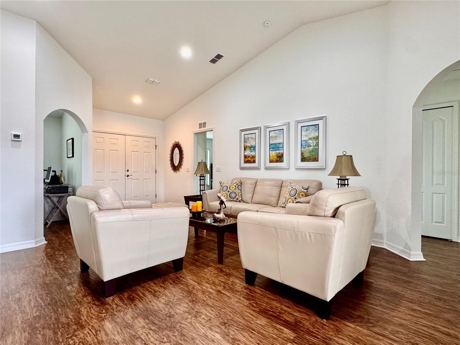 Image 7 of 24 For 2962 Creeks Crossing Boulevard