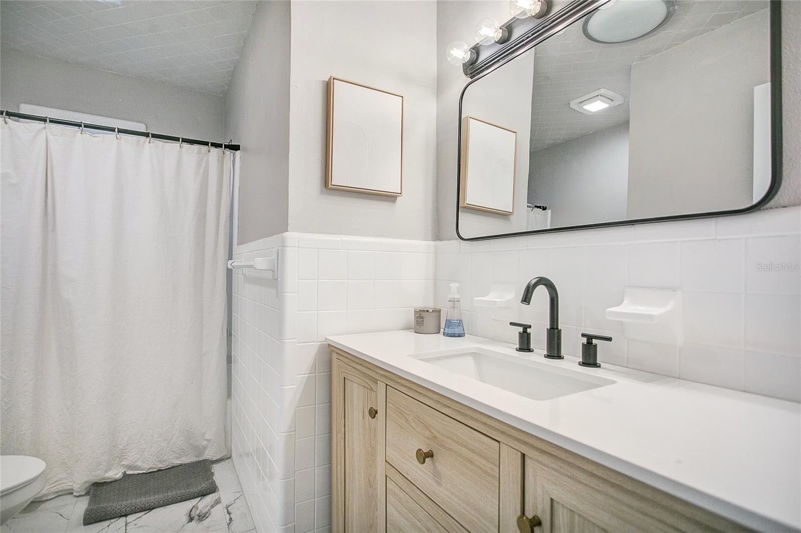 Image 18 of 24 For 430 Stimson Street