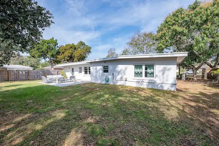 Image 22 of 24 For 430 Stimson Street