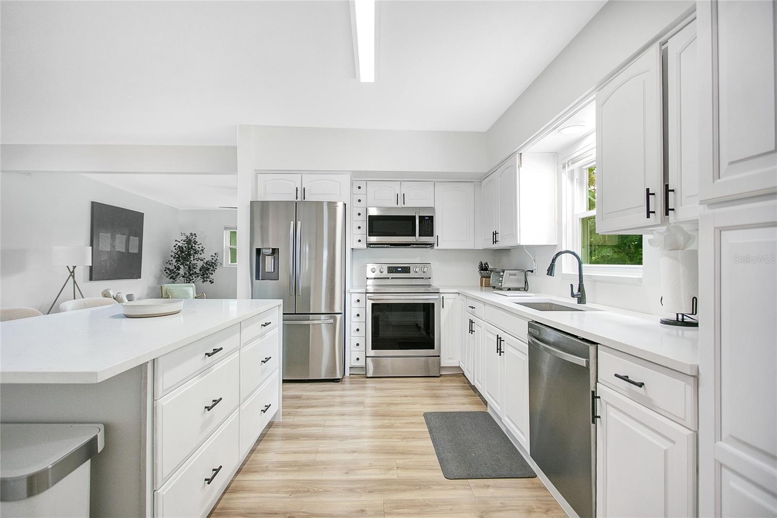 Image 5 of 24 For 430 Stimson Street