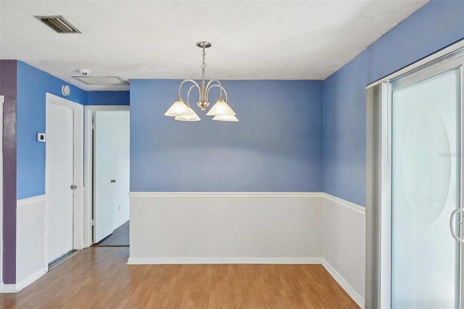 Image 18 of 69 For 1975 Temple Terrace