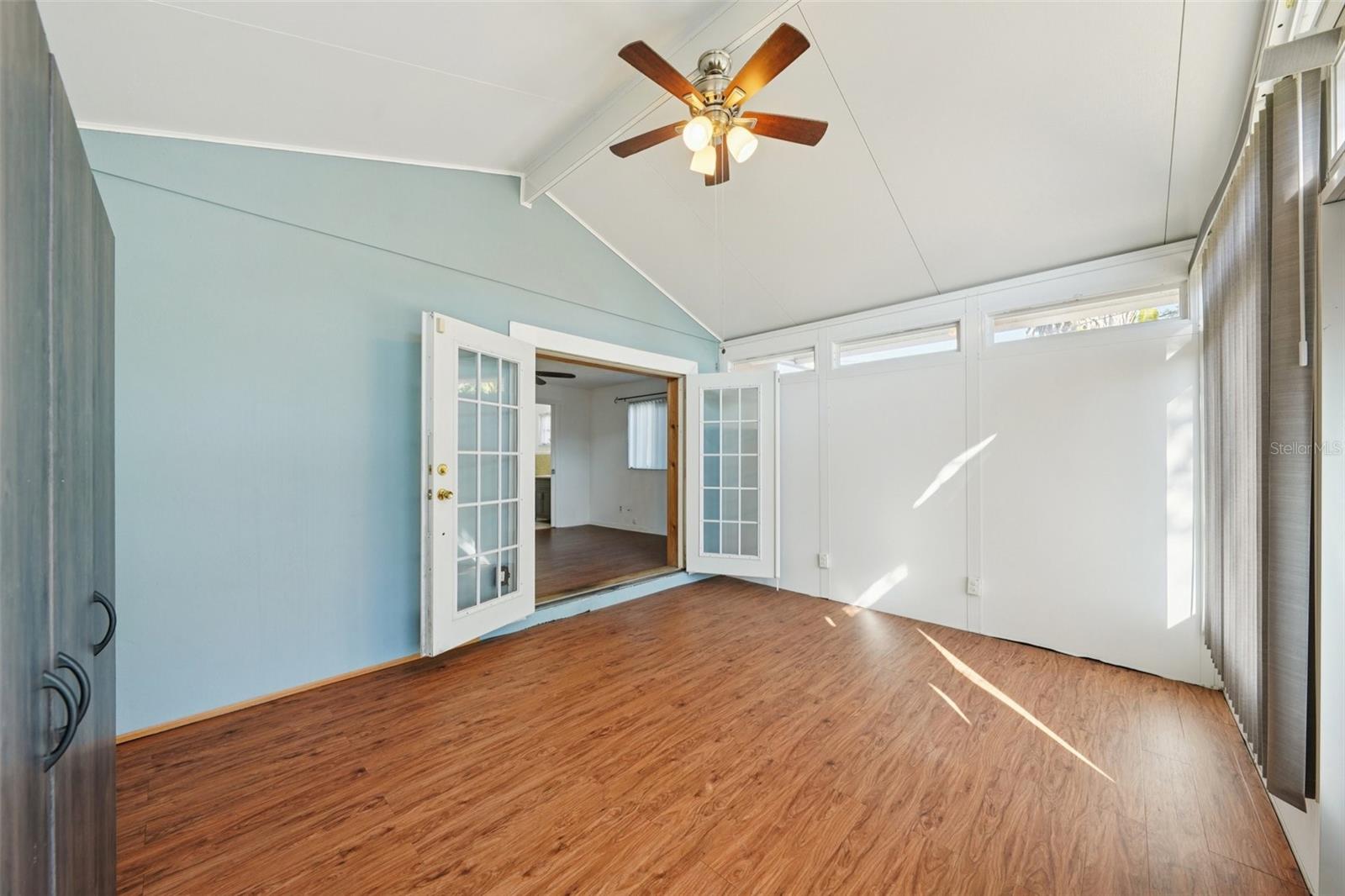 Image 24 of 69 For 1975 Temple Terrace