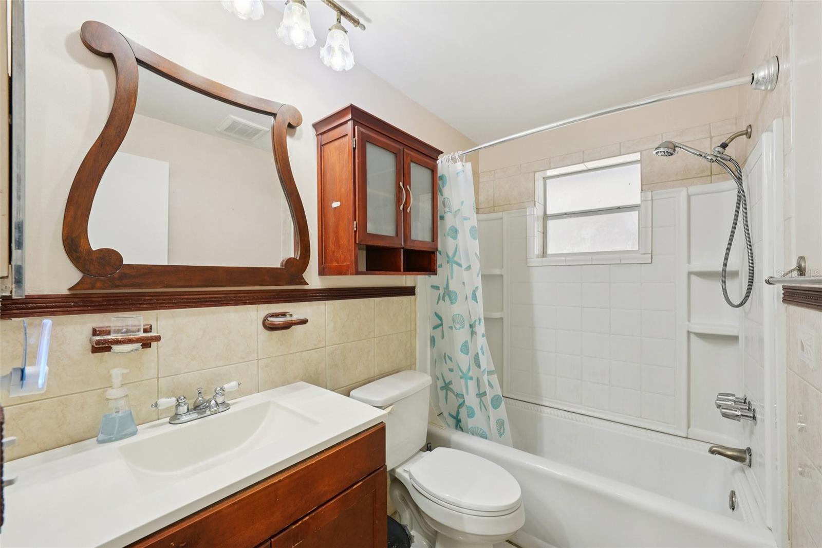 Image 35 of 69 For 1975 Temple Terrace