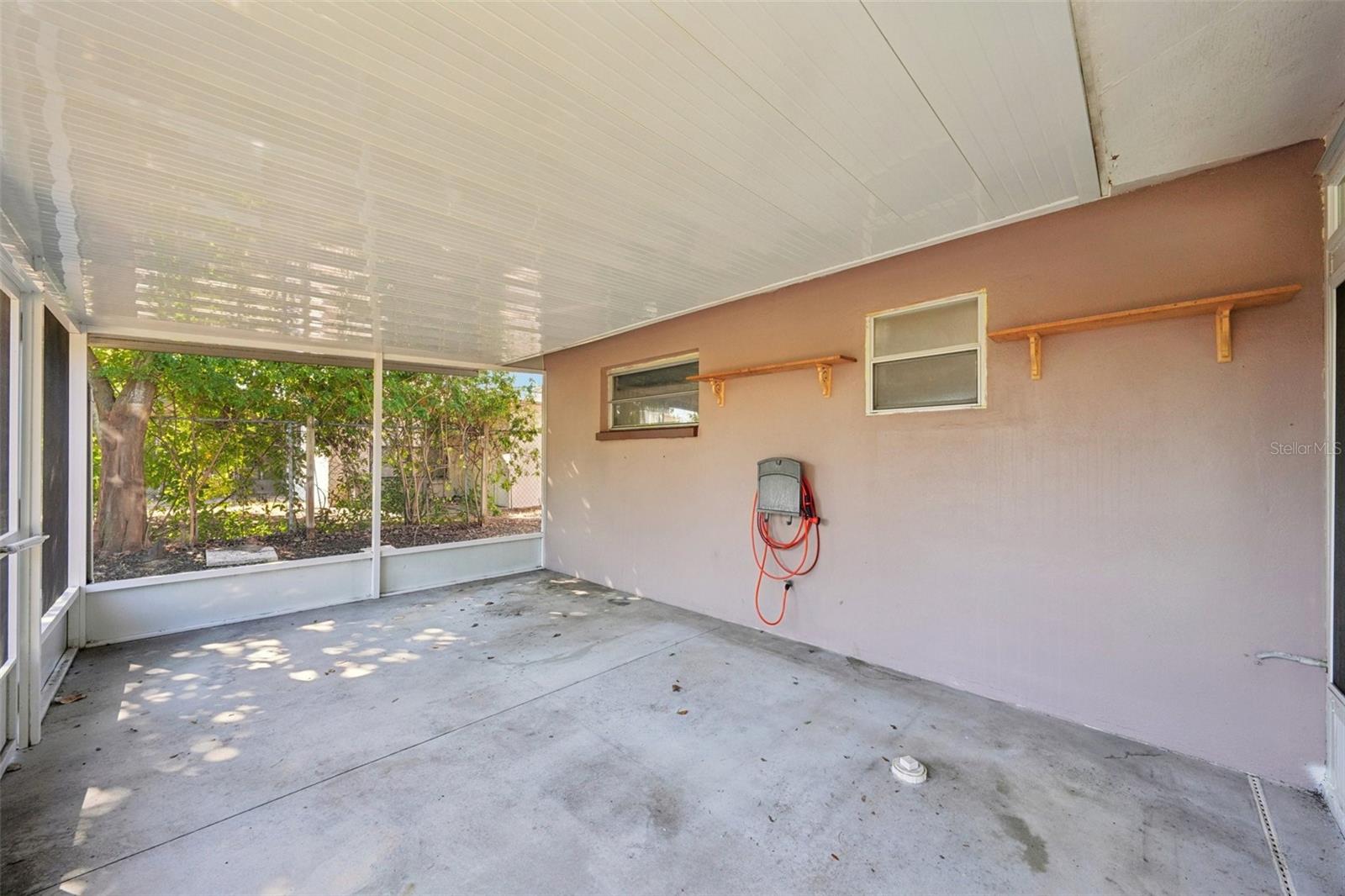 Image 42 of 69 For 1975 Temple Terrace