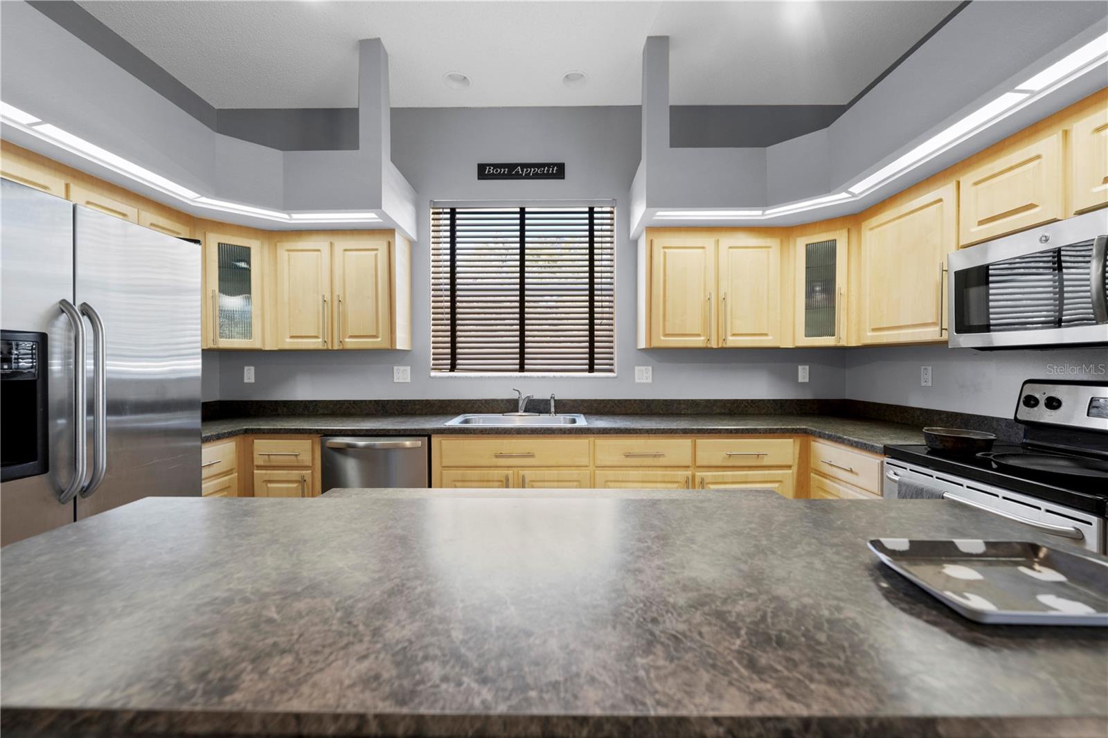 Listing photo id 28 for 5123 Shorewood Drive