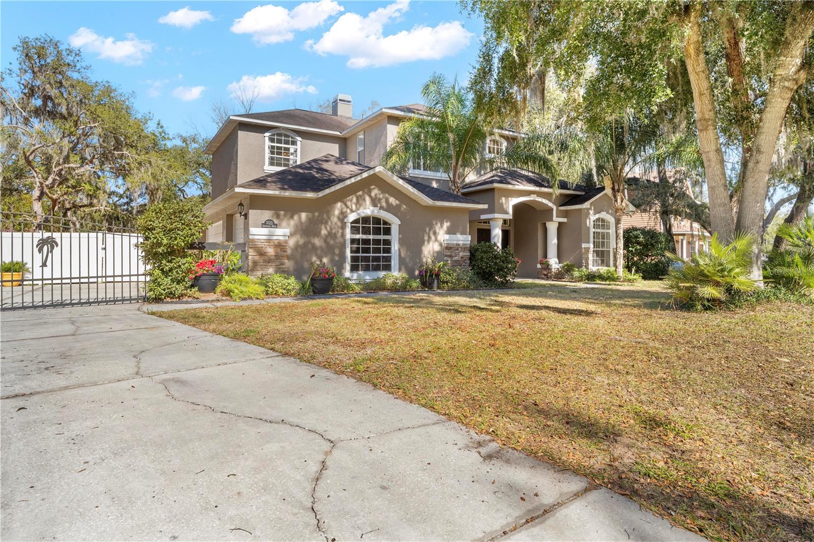 Listing photo id 59 for 5123 Shorewood Drive