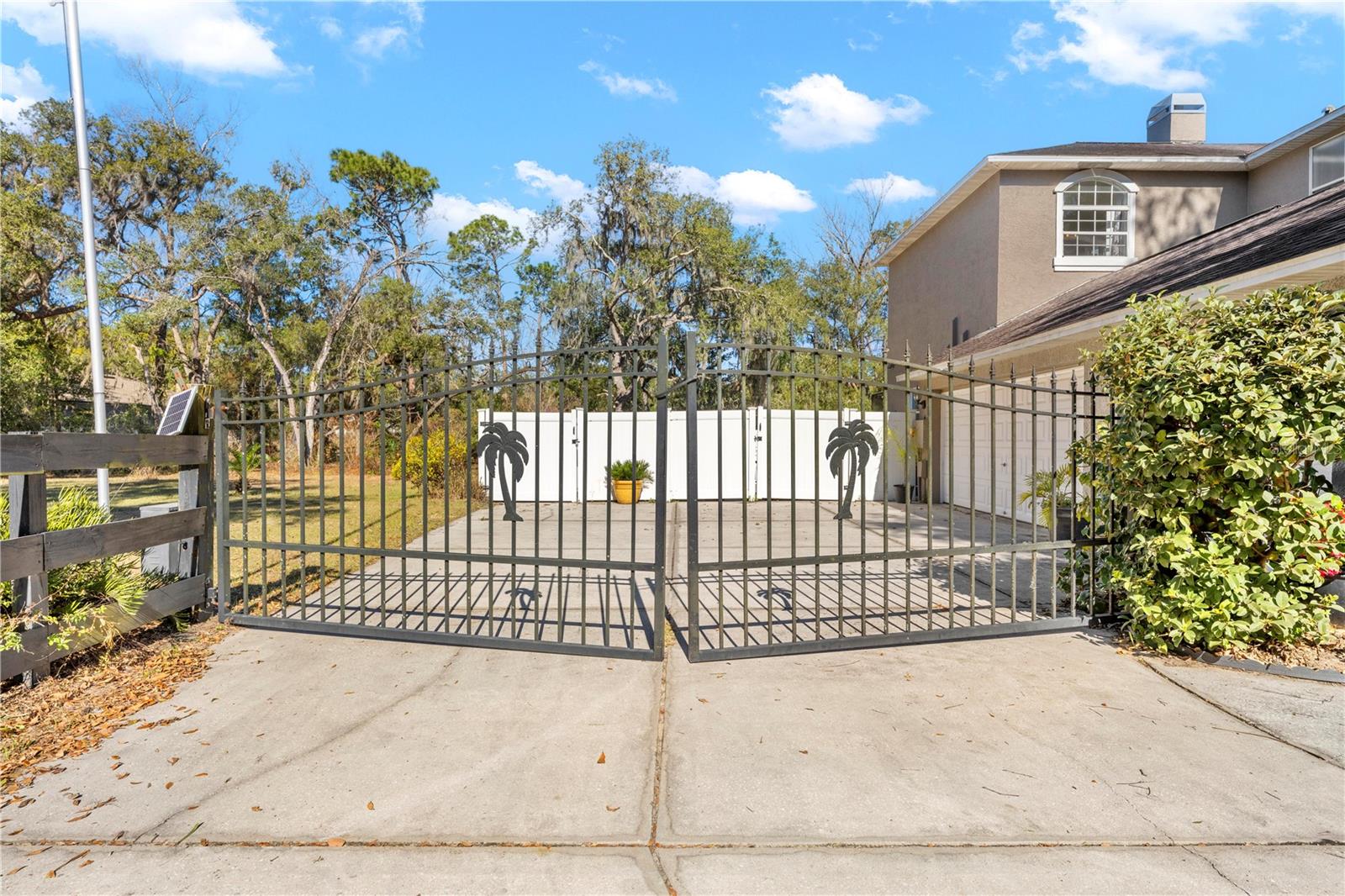 Listing photo id 60 for 5123 Shorewood Drive