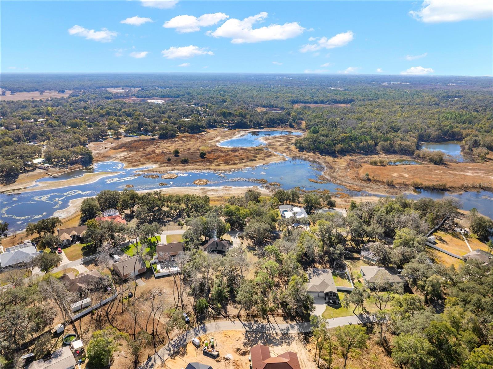 Listing photo id 71 for 5123 Shorewood Drive