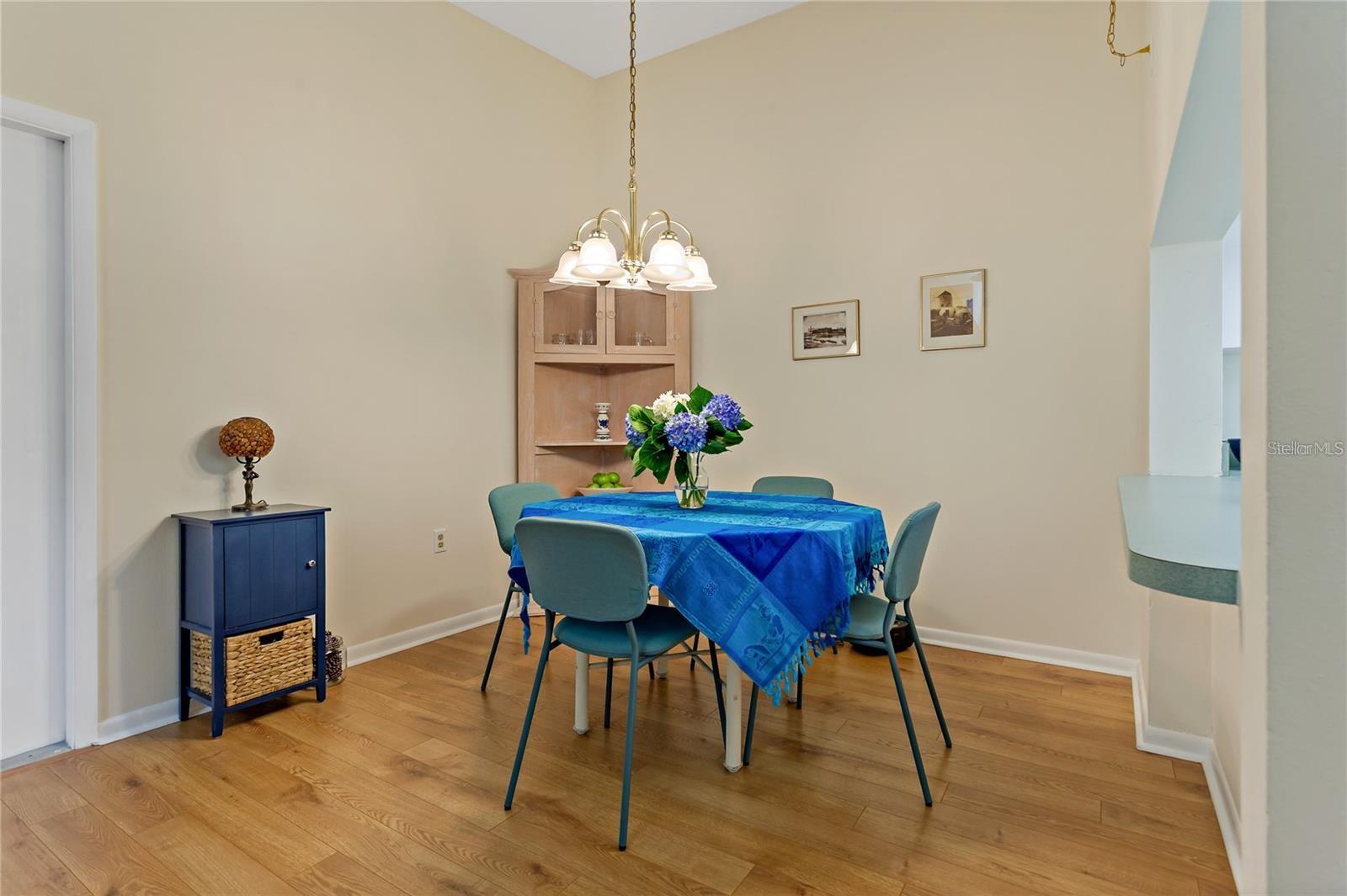 Image 8 of 28 For 3161 Lake Pine Way S F3