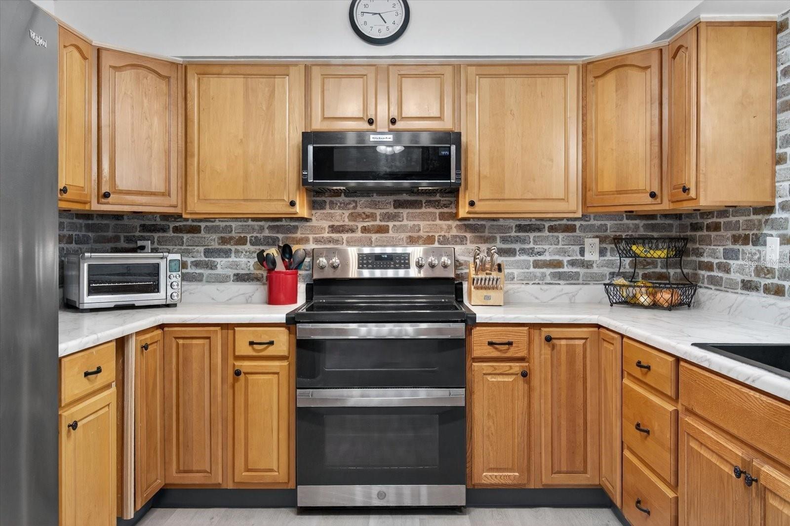 Image 14 of 29 For 1241 Lake Drive