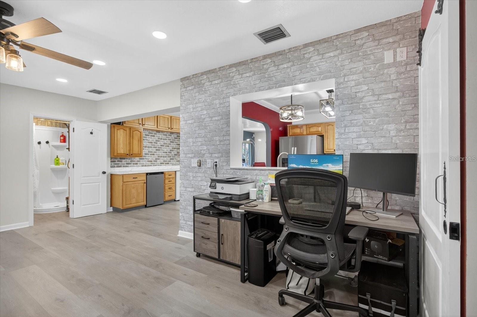 Image 22 of 29 For 1241 Lake Drive