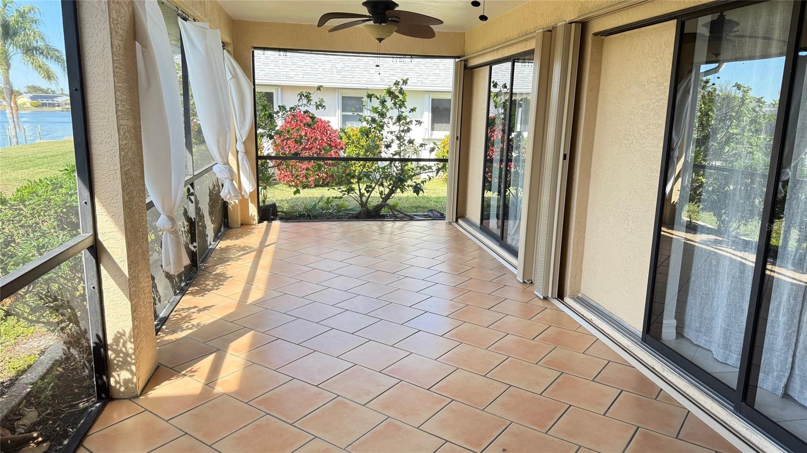 Image 4 of 75 For 2122 6th Avenue Se