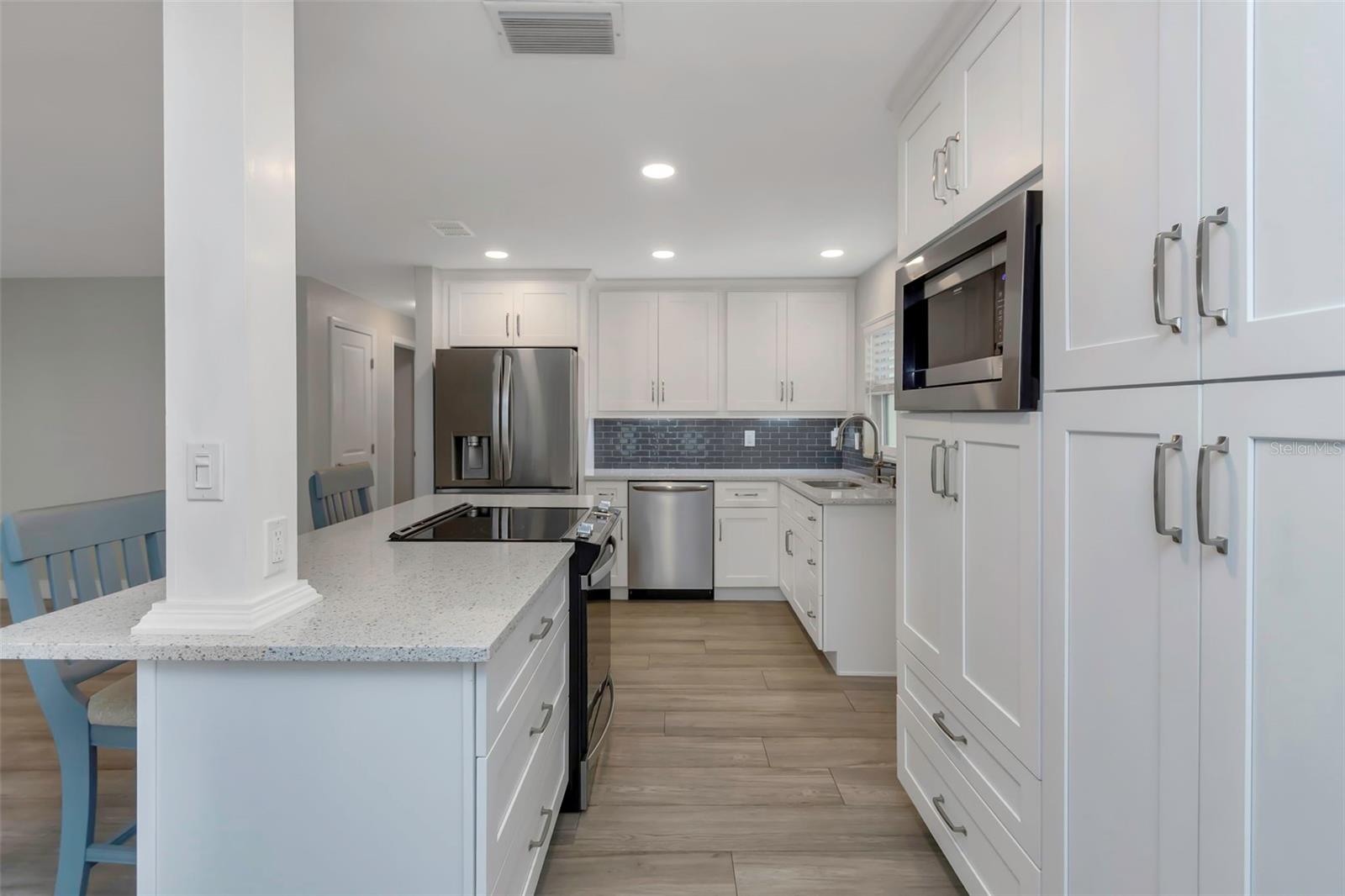 Image 27 of 87 For 10032 39th Way N