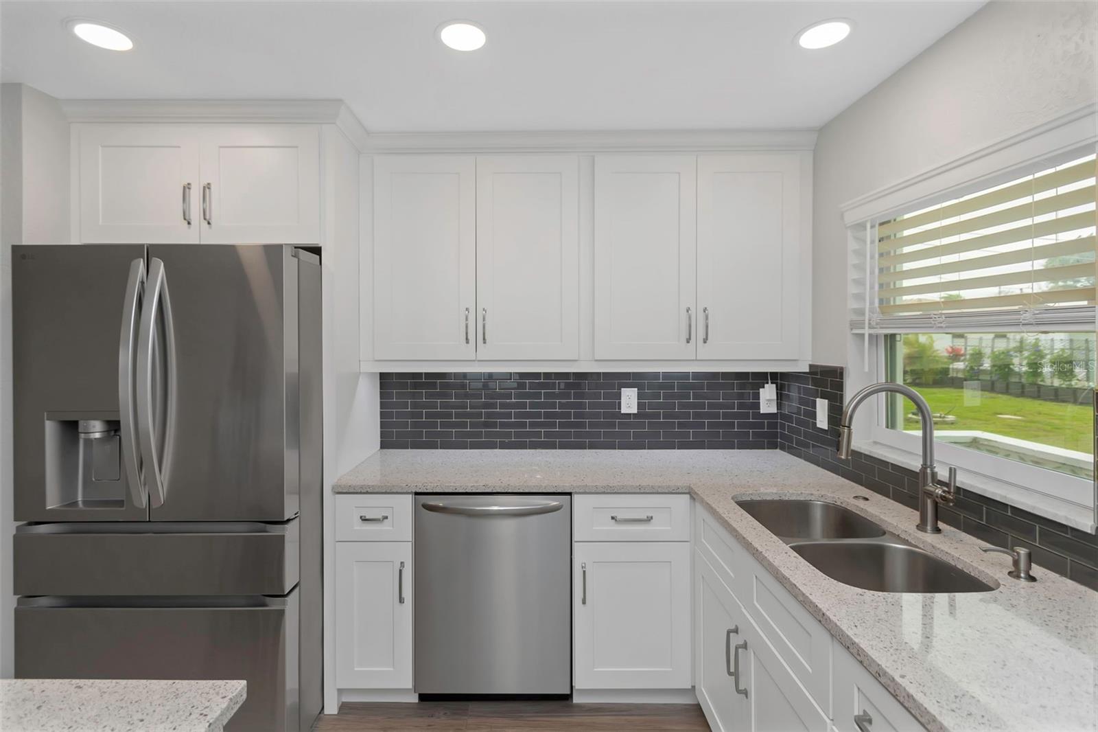 Image 33 of 87 For 10032 39th Way N