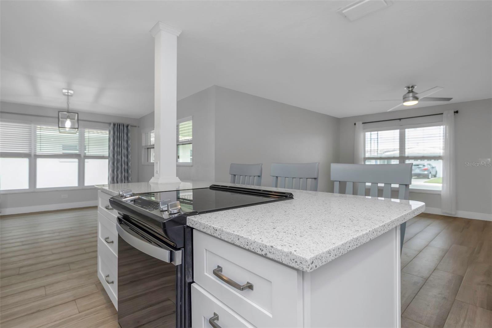 Image 36 of 87 For 10032 39th Way N