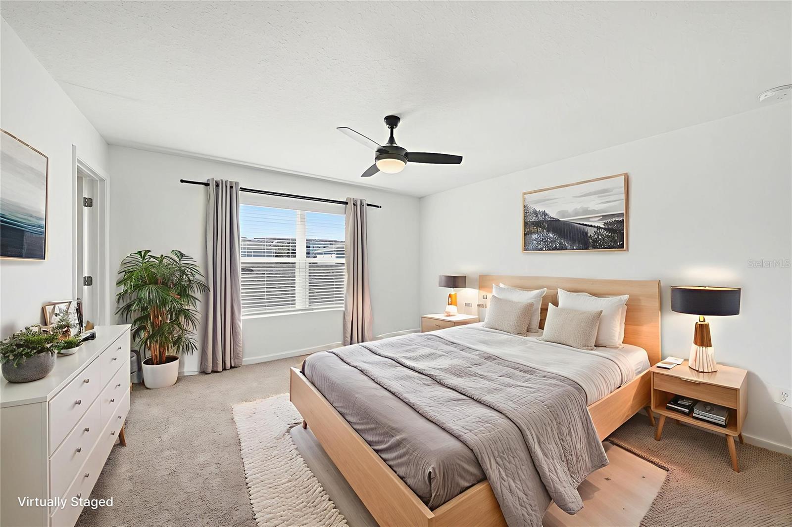 Image 14 of 33 For 15442 Caravan Avenue