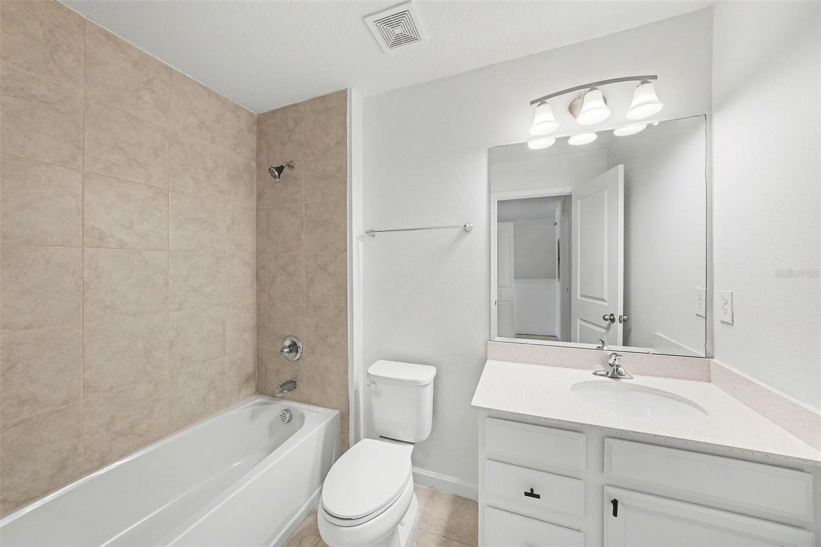 Image 25 of 33 For 15442 Caravan Avenue